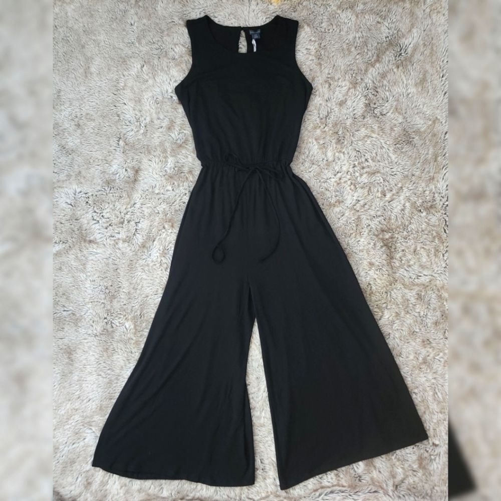 Paraphrase Wide Leg Sleeveless Jumper Black NWT Women's Size Medium